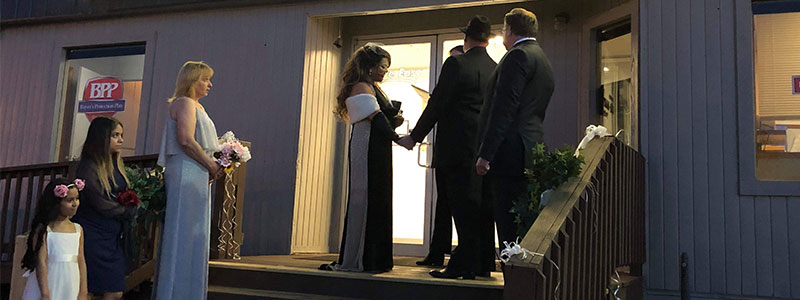 Car-Mart of Morrilton wedding ceremony