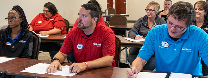 Car-Mart trainees in classroom