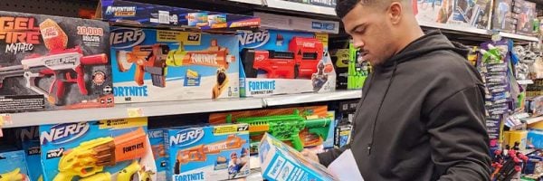 Car-Mart and Jalen Catalon Bring Joy to Kids at Northwest Arkansas Children’s Shelter